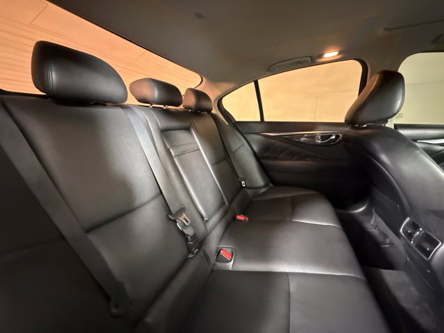 Used 2018 INFINITI Q50 Luxe w/ Essential Package (3.0T Luxe) AWD/4WD image 33