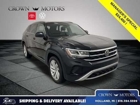 Used 2021 Volkswagen Atlas Cross Sport SEL image 1