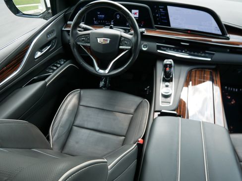 Certified 2023 Cadillac Escalade Premium Luxury AWD/4WD image 8