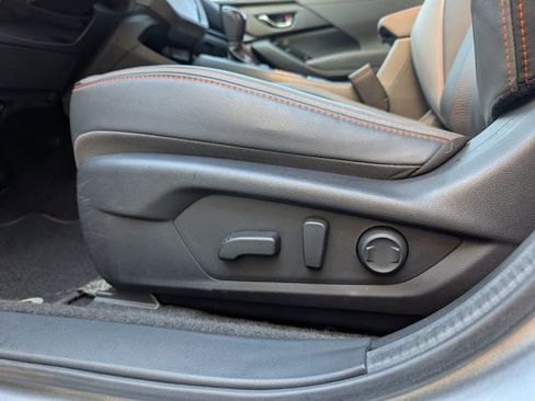 Certified 2025 Subaru Crosstrek 2.5i Limited w/ Crosstrek Mirror Package image 19