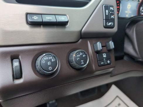 Used 2016 GMC Yukon Denali w/ Enhanced Security Package image 16