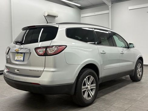 Used 2016 Chevrolet Traverse LT AWD/4WD image 2