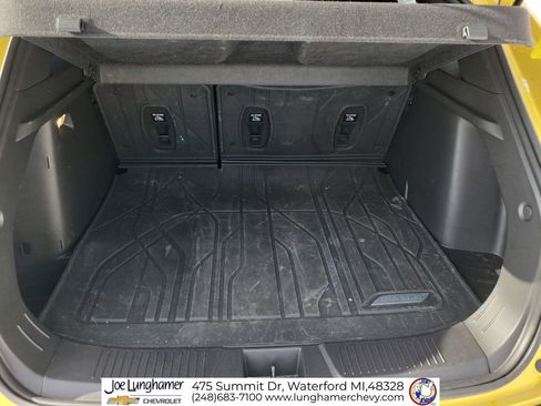 Used 2024 Chevrolet Trax RS w/ Sunroof Package image 27