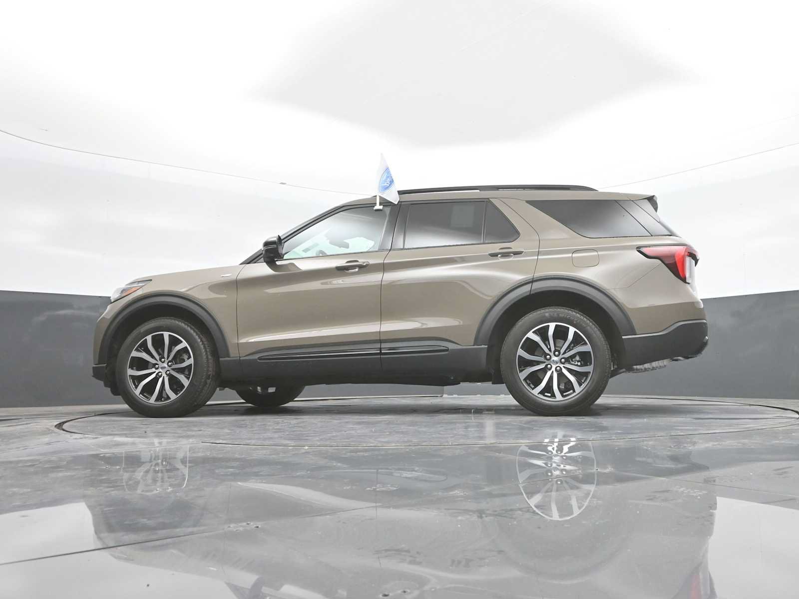 New 2026 Ford Explorer ST-Line AWD/4WD image 63