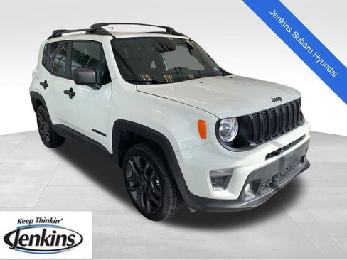Used 2021 Jeep Renegade Latitude image 1