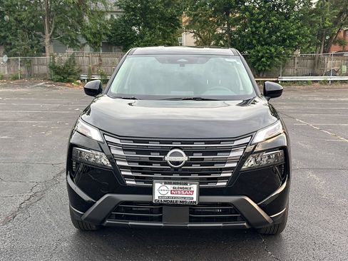 New 2026 Nissan Rogue SV w/ Cold Weather Package AWD/4WD image 2