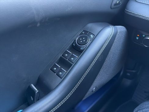 Used 2022 Ford Mustang Mach-E Premium image 19