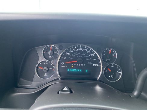 Used 2015 Chevrolet Express 2500 LT w/ LT Preferred Equipment Group image 14