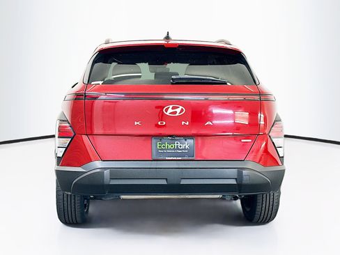 Used 2025 Hyundai Kona SEL image 7