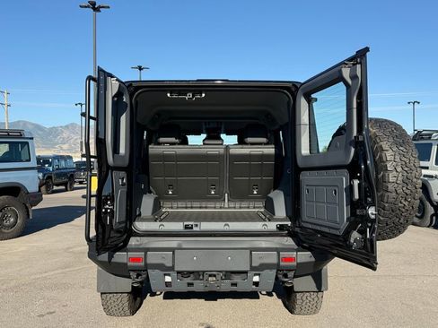 New 2025 INEOS Grenadier AWD/4WD image 30