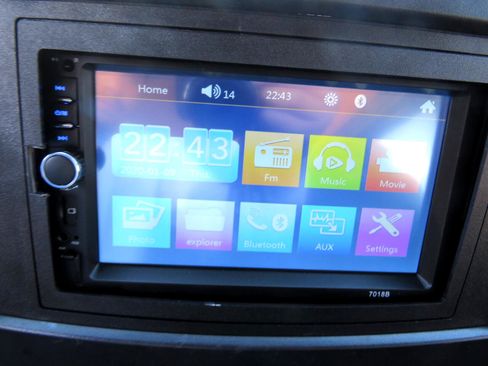 Used 2010 Freightliner Sprinter 2500 image 13