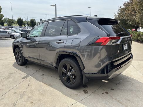 Used 2020 Toyota RAV4 XSE w/ XSE Grade Weather Package AWD/4WD image 7