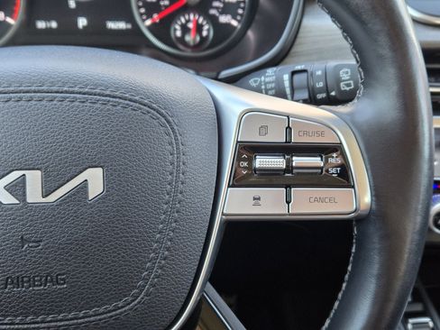 Used 2022 Kia Telluride SX w/ Nightfall Edition Package image 36