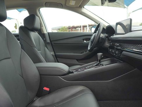 Certified 2025 Honda Accord EX-L image 15