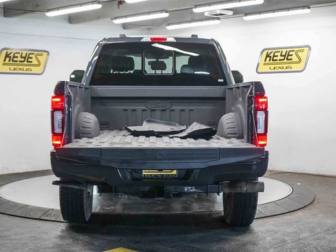 Used 2021 Ford F250 Lariat image 5