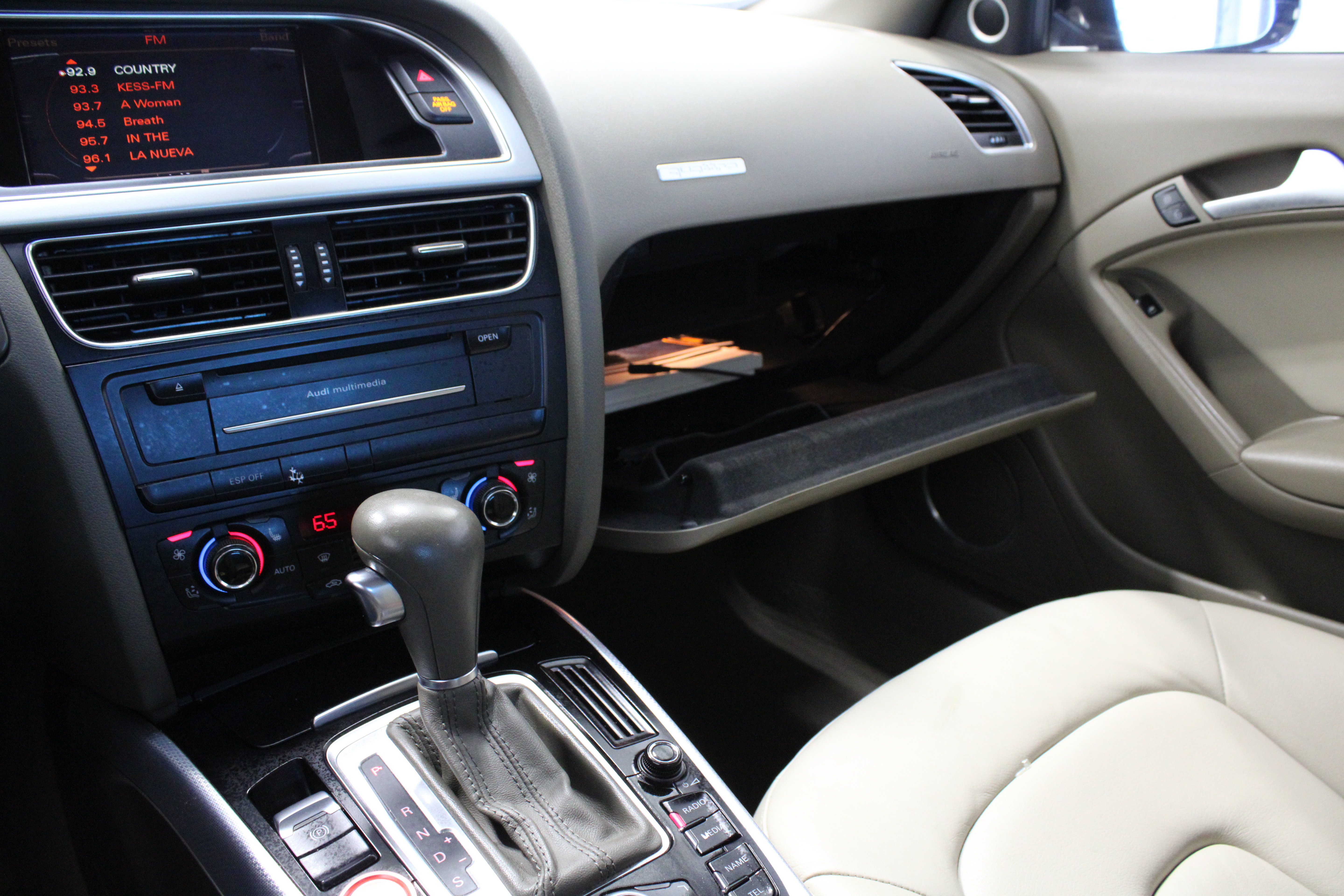 Used 2010 Audi A5 2.0T Prestige AWD/4WD image 23