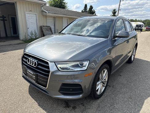 Used 2017 Audi Q3 2.0T Premium Plus AWD/4WD image 10