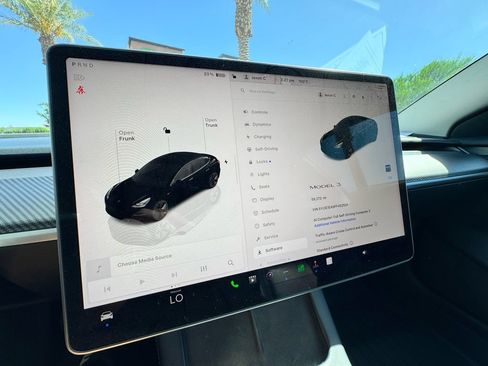 Used 2023 Tesla Model 3 Standard Range RWD image 24