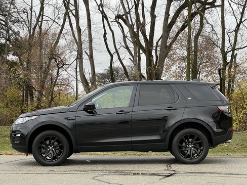 Used 2018 Land Rover Discovery Sport HSE image 2