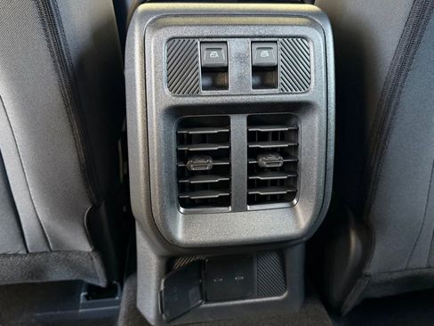 New 2026 Ford Bronco 4-Door image 23