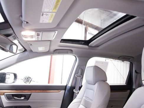 Certified 2022 Honda CR-V Touring image 38