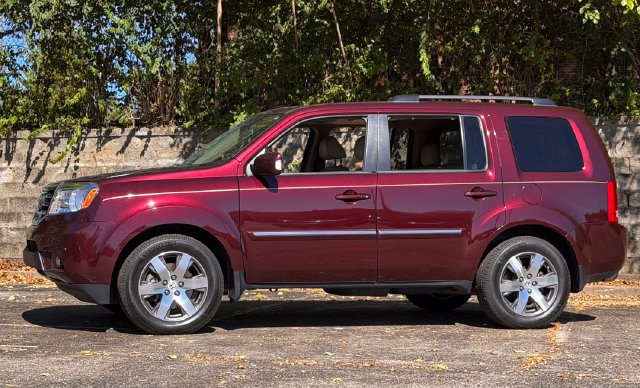 Used 2015 Honda Pilot Touring image 12