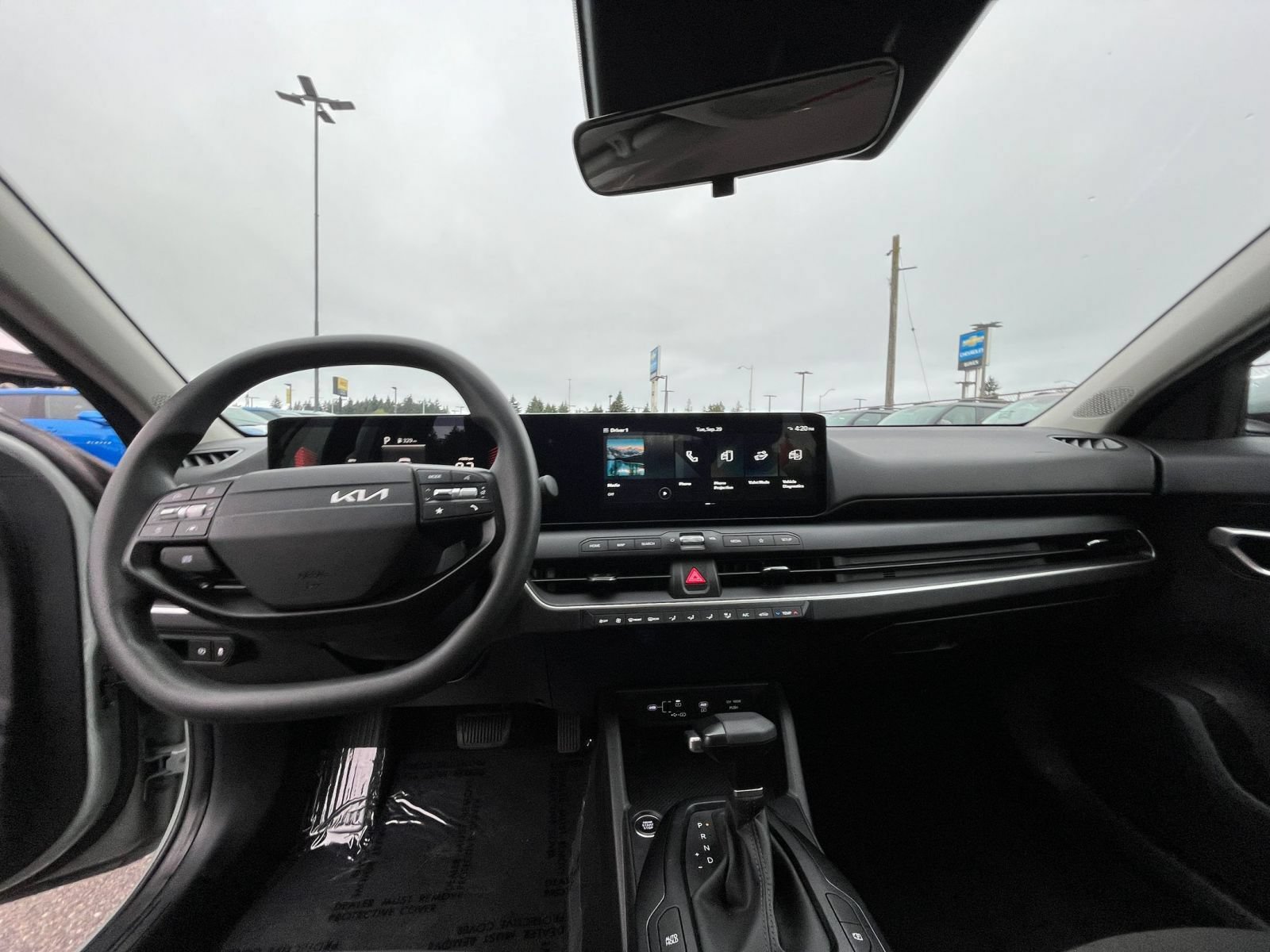 Used 2026 Kia K4 FWD image 33