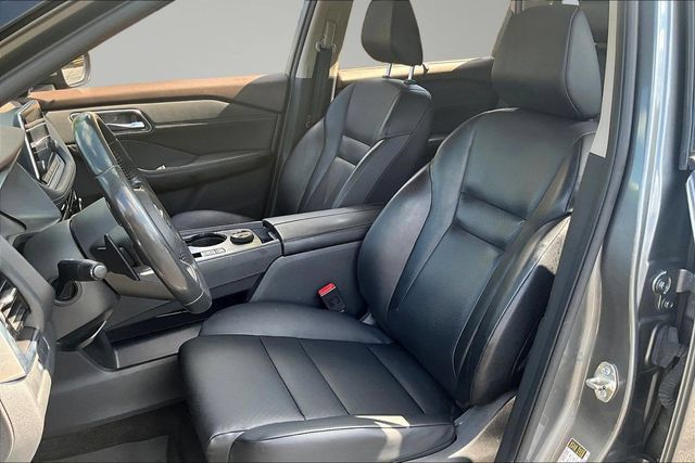Used 2021 Nissan Rogue SV w/ Premium Package AWD/4WD image 21