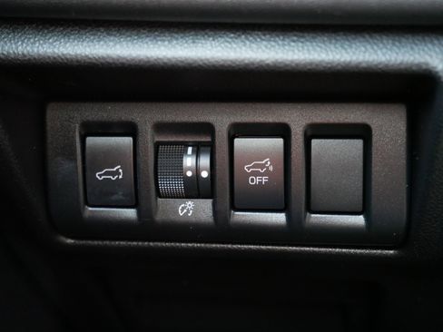 Used 2022 Subaru Outback Limited image 26