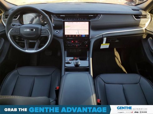 Certified 2024 Jeep Grand Cherokee Limited image 25