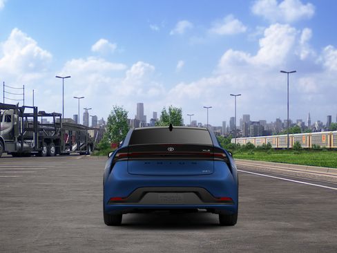 New 2026 Toyota Prius XLE FWD image 10