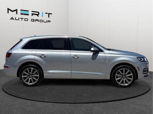 Used 2018 Audi Q7 3.0T Premium AWD/4WD image 10