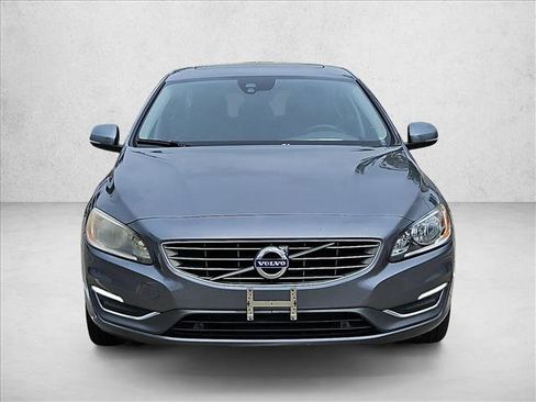 Used 2018 Volvo S60 T5 Inscription AWD/4WD image 2