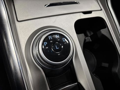 Used 2023 Ford Explorer Limited image 22