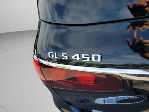 New 2026 Mercedes-Benz GLS 450 4MATIC image 37