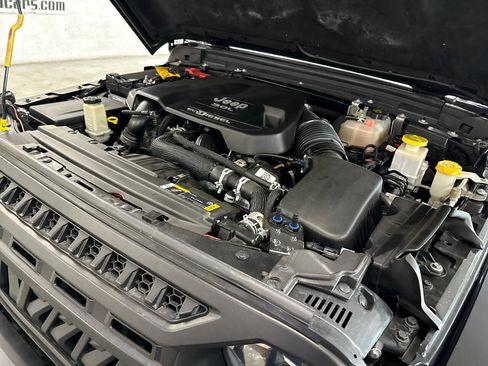 Used 2021 Jeep Gladiator Sport image 52