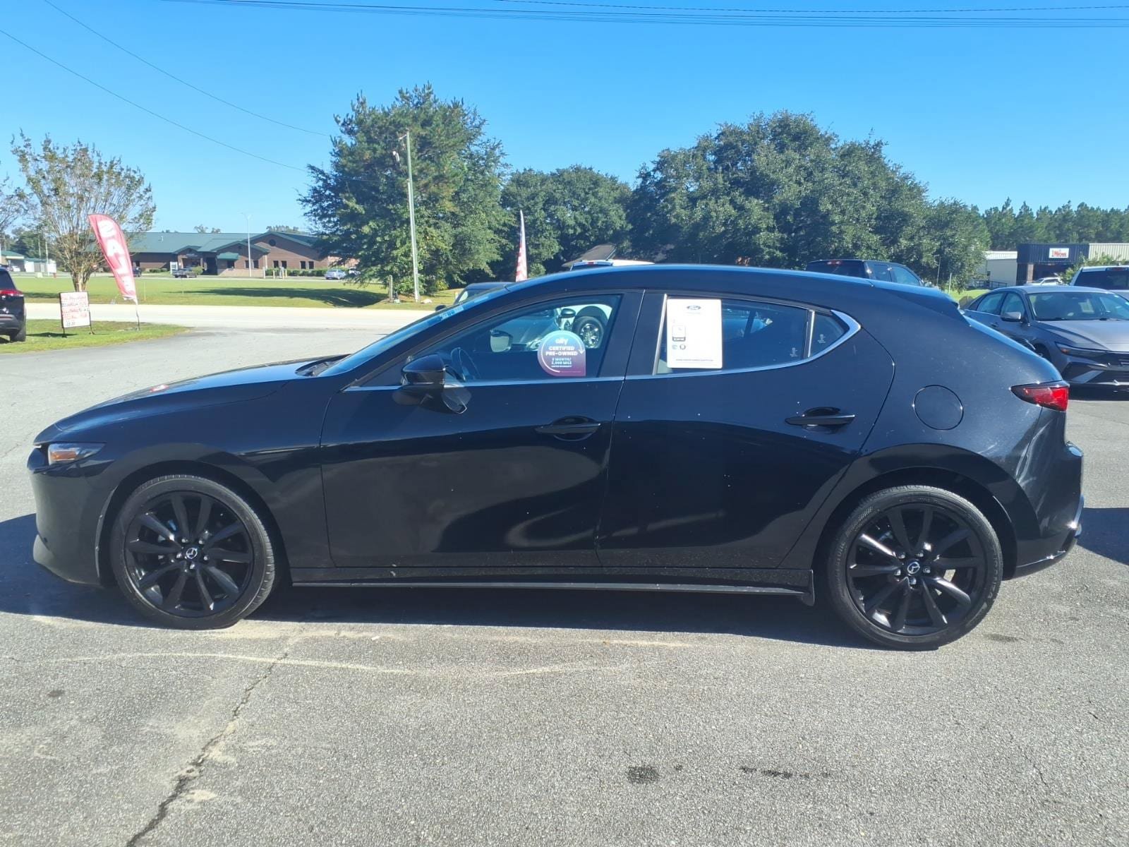 Used 2024 MAZDA MAZDA3 s FWD image 5
