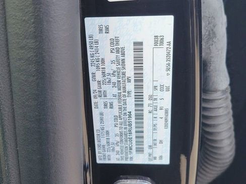 Used 2024 Ford Escape SE w/ PHEV Premium Package image 16