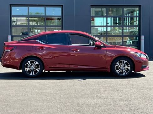 Certified 2022 Nissan Sentra SV image 7