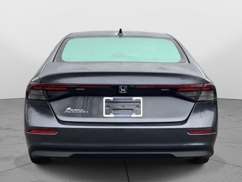 Used 2023 Honda Accord EX image 4