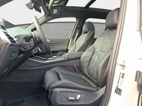 Used 2026 BMW X5 xDrive40i w/ Parking Assistance Package image 11