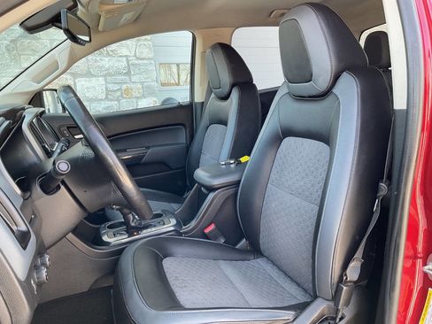 Used 2015 Chevrolet Colorado Z71 image 11