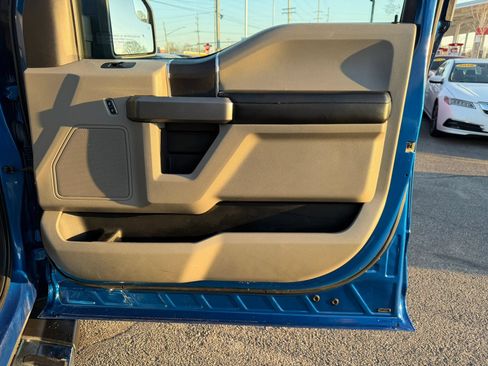 Used 2017 Ford F150 XLT w/ Equipment Group 301A Mid AWD/4WD image 28