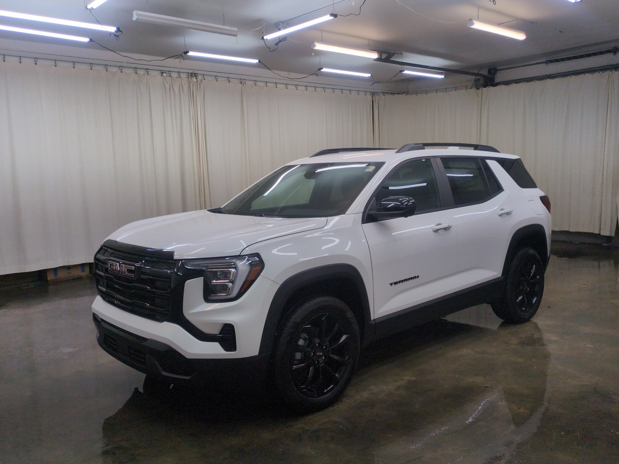 New 2027 GMC Terrain Elevation w/ Elevation Premium Package FWD image 1