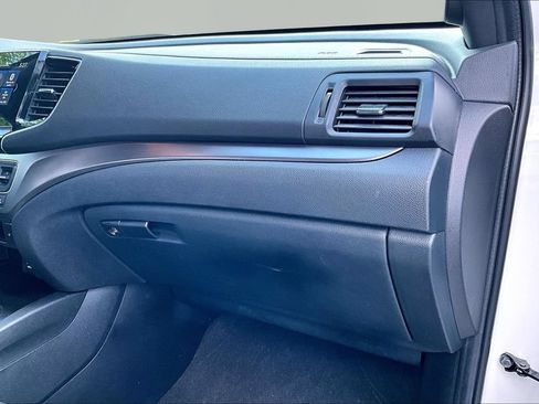 Used 2022 Honda Pilot Sport image 21