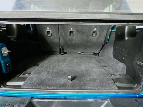 Used 2020 Jeep Wrangler Unlimited Sport image 26