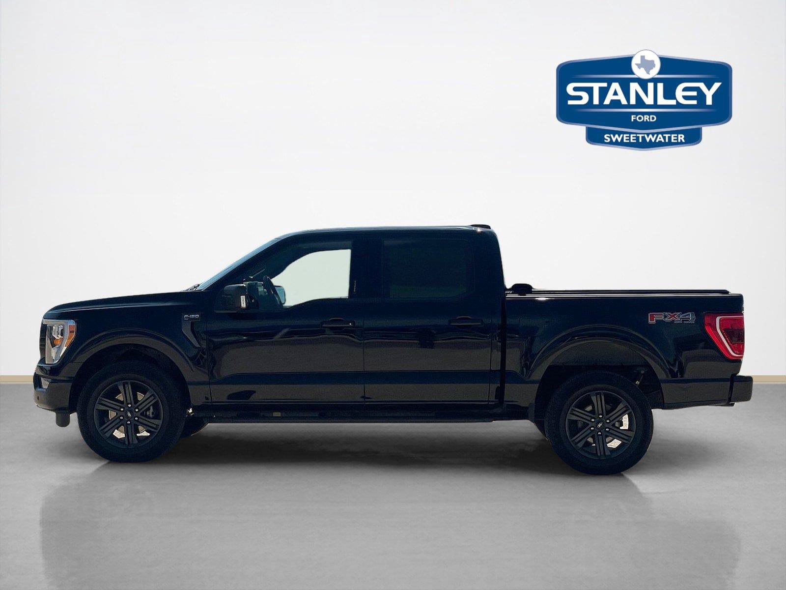 Used 2023 Ford F150 XLT w/ Equipment Group 302A High AWD/4WD image 4