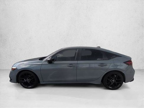 Used 2022 Honda Civic Sport image 9