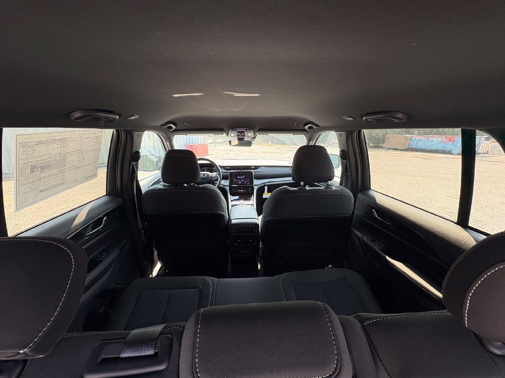 New 2026 Jeep Grand Cherokee Laredo RWD image 14
