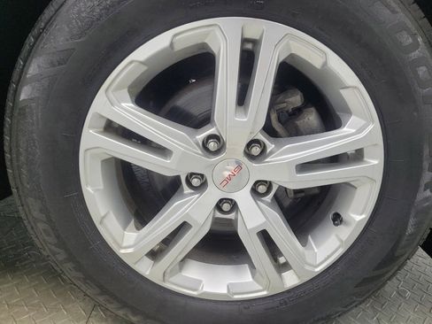Used 2019 GMC Terrain SLE FWD image 31